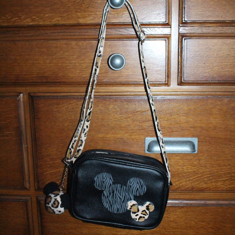 Disney Parks Animal Kingdom Cheetah Print Crossbody Purse Bag